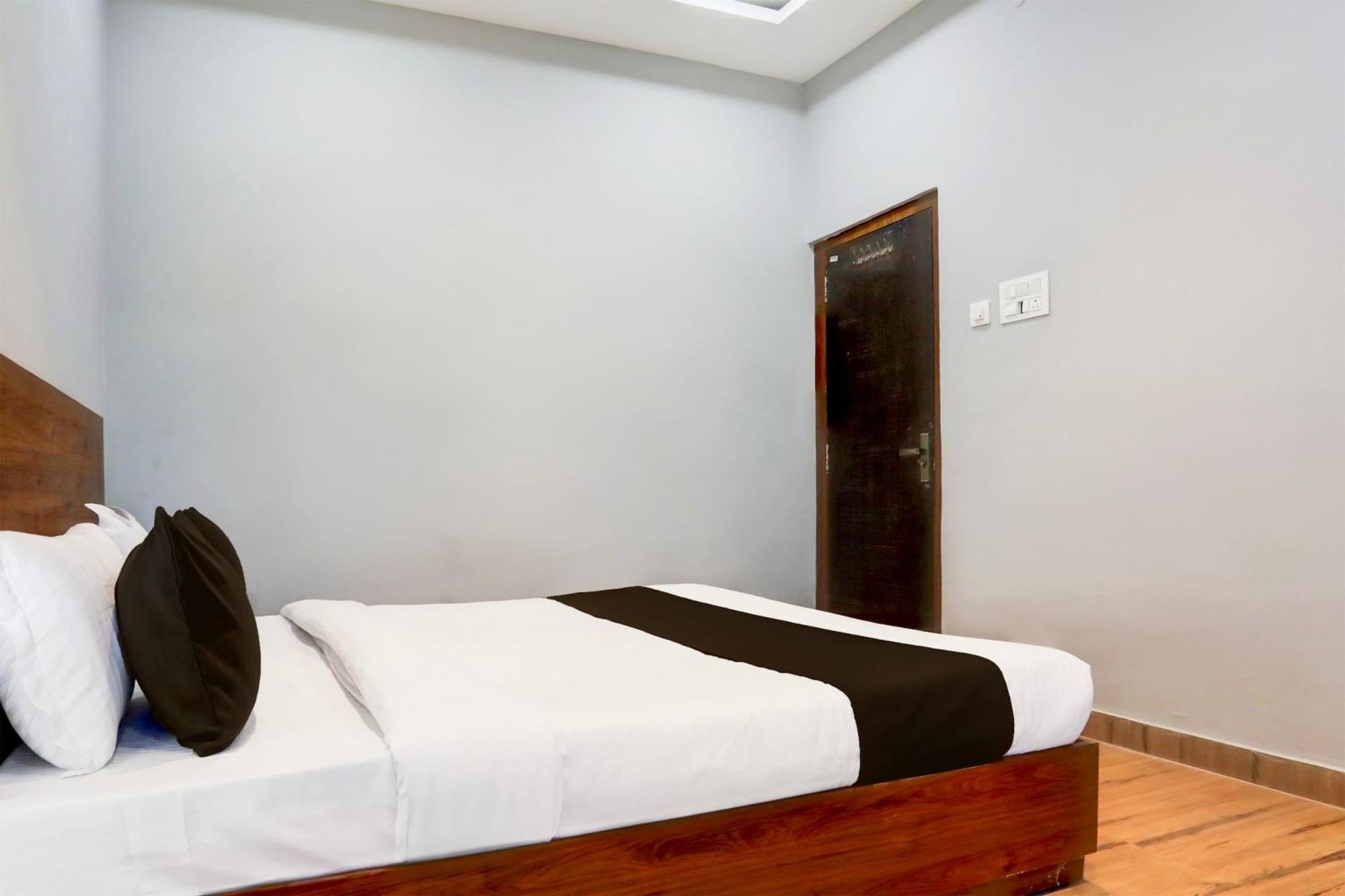 Hotel O Currency Inn Raipur  ภายนอก รูปภาพ